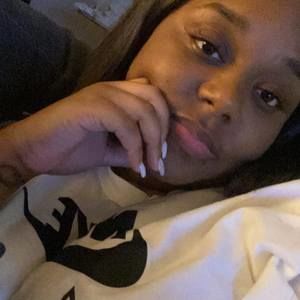 Meet your Posher, Asia